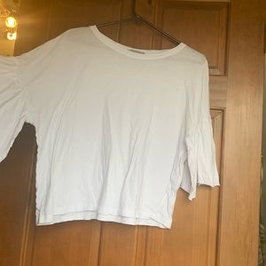 White flowy T-shirt